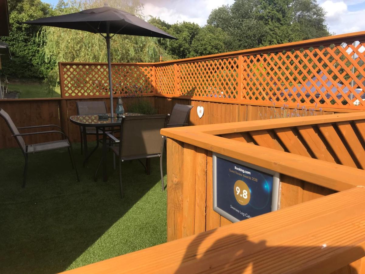 Swansea Log Cabin Pontardawe Esterno foto